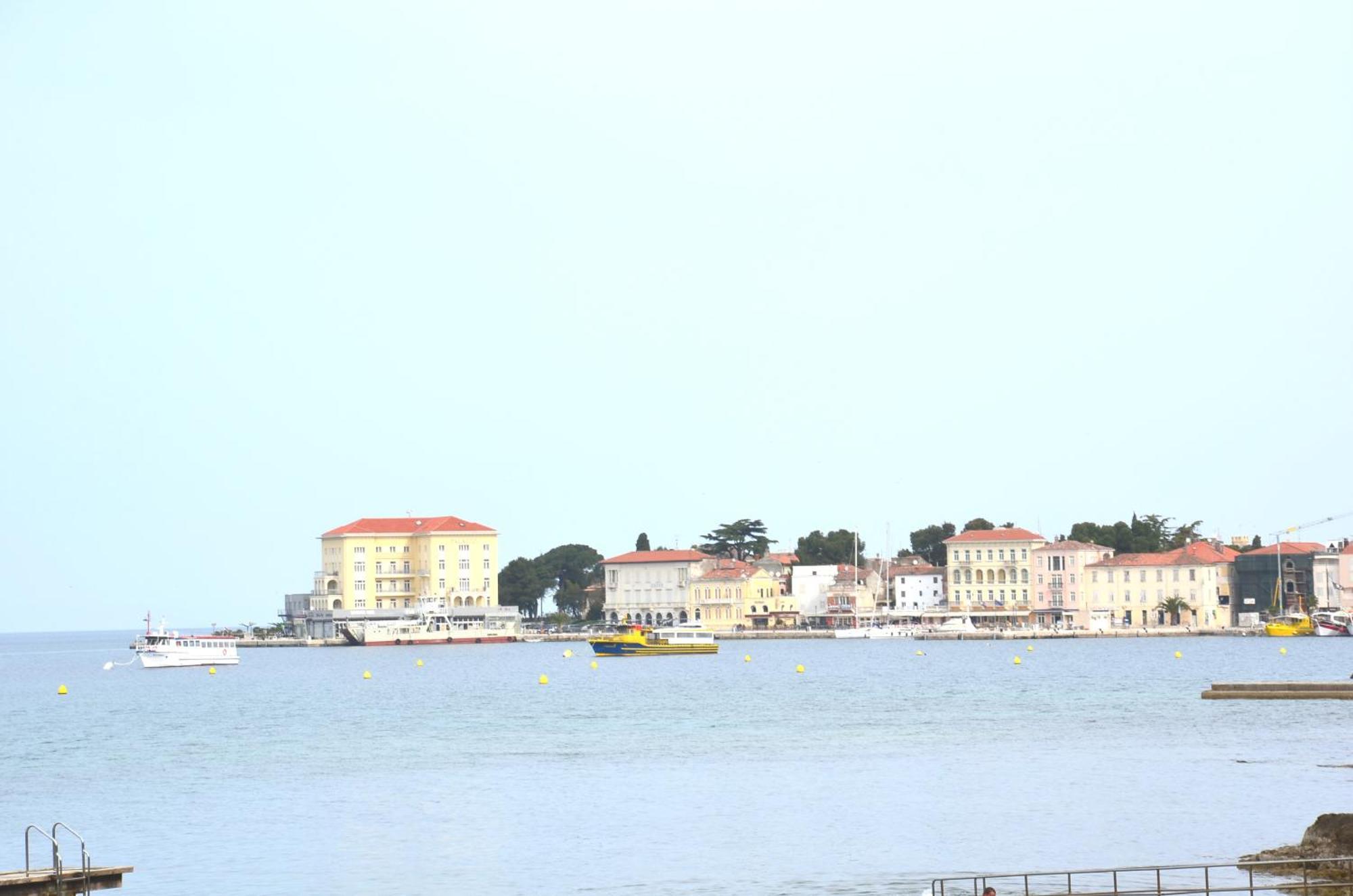 Melody Apartment Porec Esterno foto